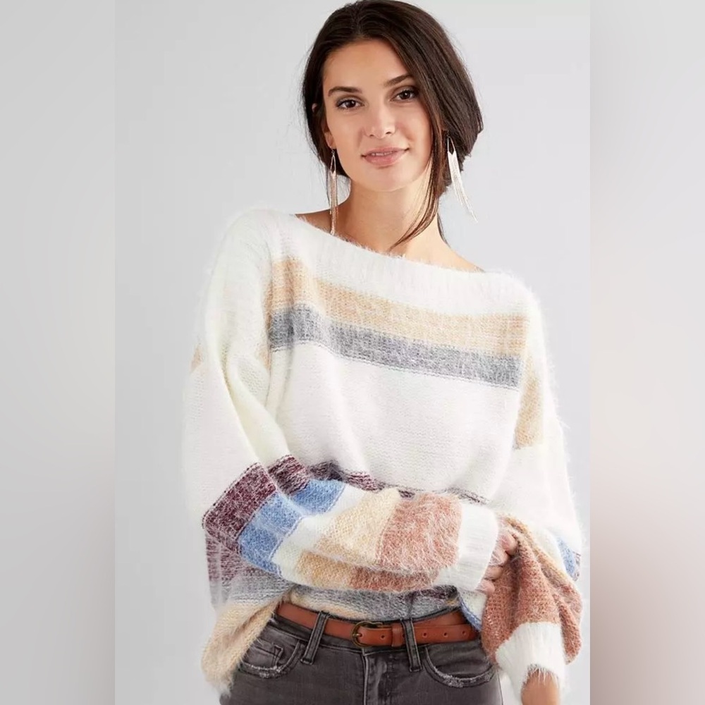 NWOT Elegant Multicolor Striped Eyelash Knit Sweater Size S Runs 1 Size Bigger M